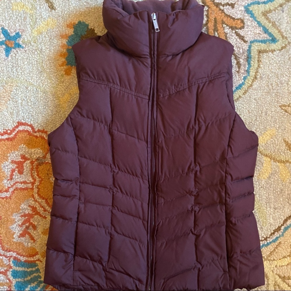 Lands’ End Plum Down Filled Puffer Vest Size XS 2-4